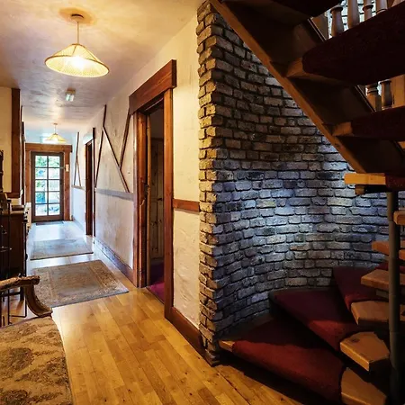 Tudor Bed & Breakfast Laragh