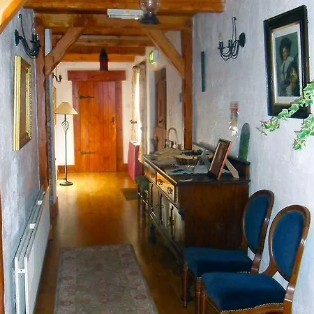 Bed & Breakfast Tudor 3*